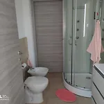 Ara *