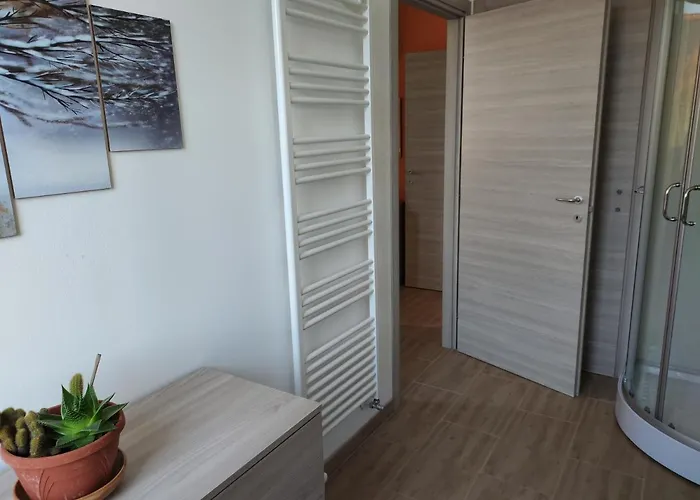 Ara Rossa Gasthof Canegrate